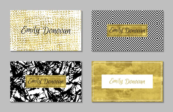 4 altın ve beyaz kart dizisini