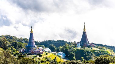 İki pagoda, yer boş zaman seyahat bir Inthanon mou içinde peyzaj
