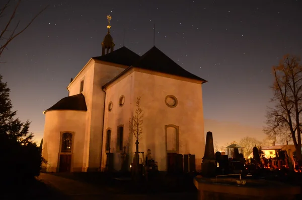 Εκκλησία μέσα στη νύχτα — Φωτογραφία Αρχείου
