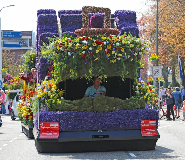 Sassenheim Netherlands April 2018 100 Years Bloemencorso Bollenstreek Flower Parade — Stock Photo, Image