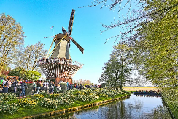 Lisse Países Bajos Abril 2018 Keukenhof Jardines Con Hermosos Macizos — Foto de Stock
