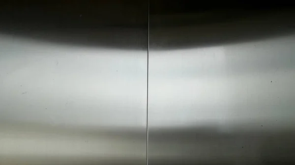 不锈钢大板材 表面有光 用作背景 内部乘员电梯 — 图库照片