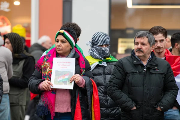 Kuzey Suriye 'de Rojava' ya düzenlenen saldırılar sonrasında Kürt halkının protestosu, Trier, Almanya 'da Kürt gösterileri, 24 Ocak 2926