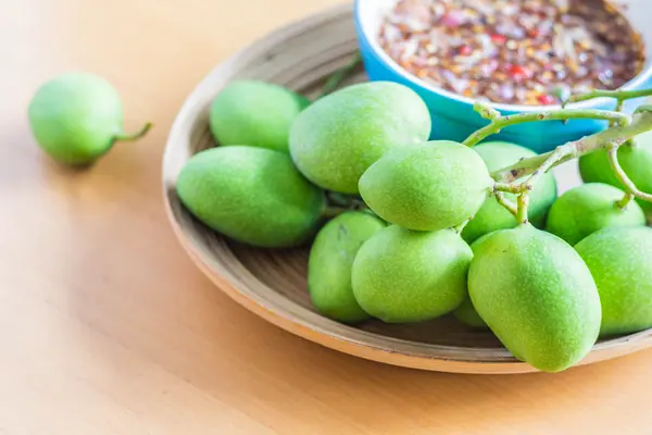Fresh fruit on tray — Stock Photo, Image
