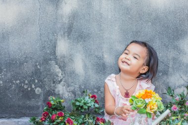 Kız oynamak için eğlenceli ile.