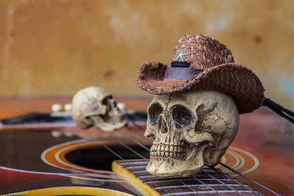 Casquette crâne à la guitare — Photo