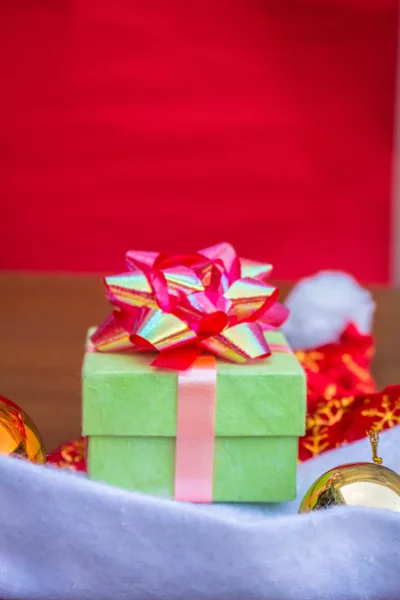 Caja de regalo colocado —  Fotos de Stock