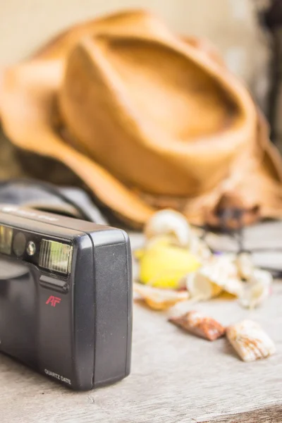 Vecchie macchine fotografiche su legno — Foto Stock