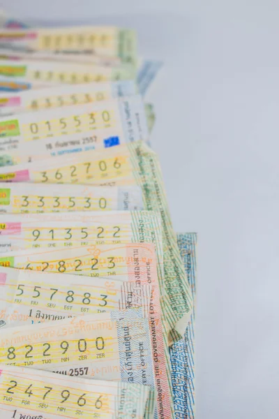 Piyango aşağı koymak 