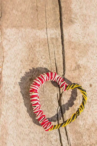 Forma de corazón en madera —  Fotos de Stock