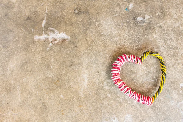 Il cuore sul cemento — Foto Stock