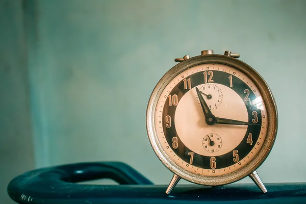 Antike Uhr — Stockfoto