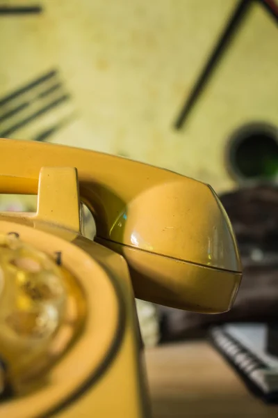 Hovedtelefoner gamle af vintage - Stock-foto