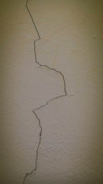 yüzey ve çatlaklar.