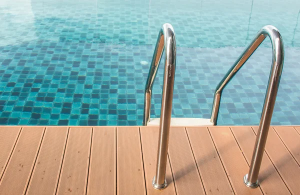Handle up and down the pool — Stock Photo, Image