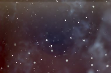 Köpüklü kar taneleri ile koyu arka plan