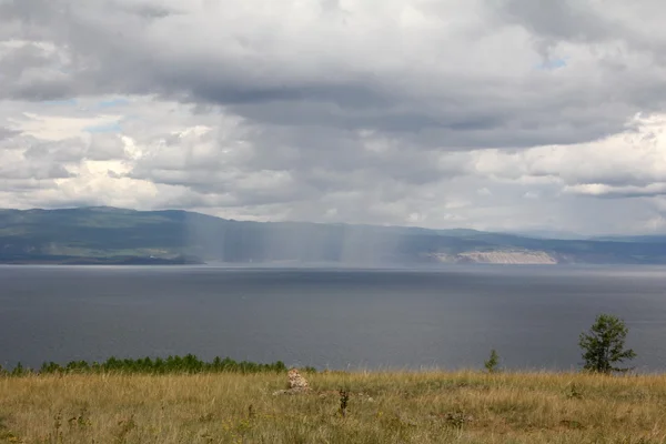 Naturaleza del lago Baikal, Isla Olkhon, Rusia — Foto de Stock