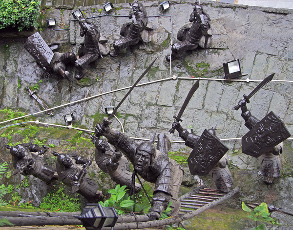 нападение на крепость, скульптурная композиция
