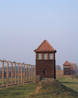 toplama kampı Auschwitz II Birkenau barbwire çit