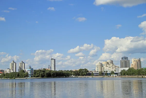 Panoráma Města Jekatěrinburgu Výhledem Město Rybník Rusko — Stock fotografie