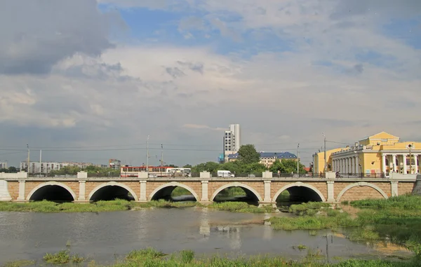 Stagno nel centro di Chelyabinsk — Foto Stock