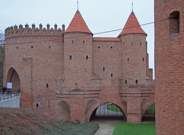 Varsovia Barbican, puesto de avanzada fortificado semicircular — Foto de Stock