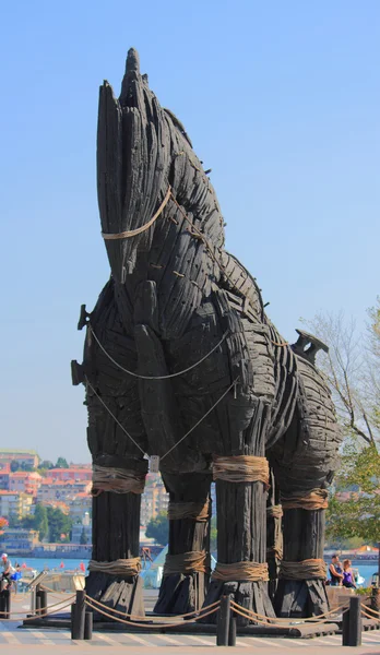 Monument van Trojaans paard in Chanakkale — Stockfoto