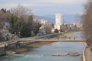 nehir ve bridge uygulamasında Sochi, Rusya Federasyonu