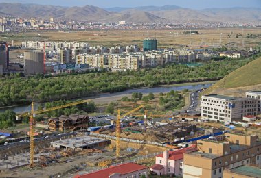 Ulan Batur dan dağ Zaisan görünümünü