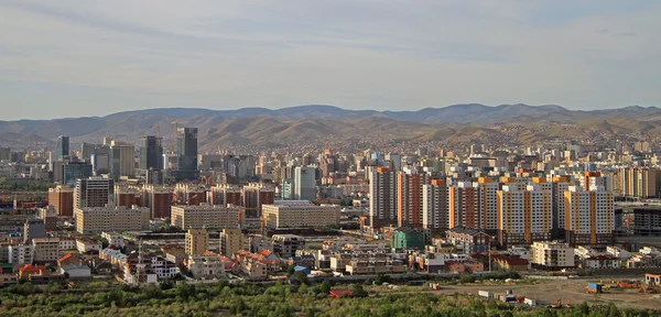 Pohled z Ulánbátaru z hory Zaisan — Stock fotografie