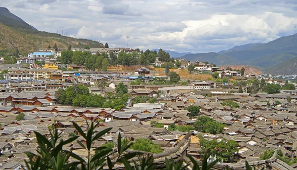 Lijiang, Çin havadan görünümü — Stok fotoğraf