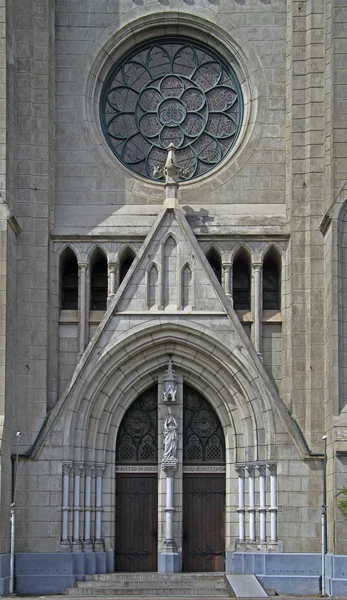 雅加达天主教大教堂入口 — 图库照片
