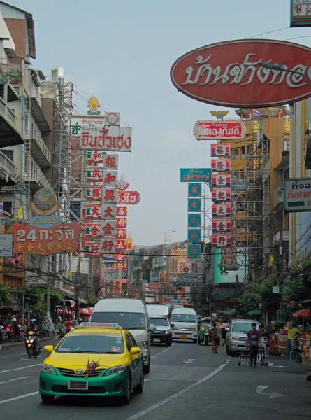 L'une des rues du quartier chinois, Bangkok — Photo