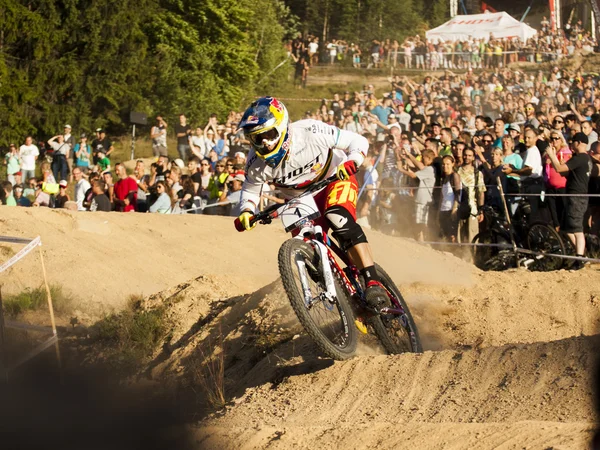 Corrida de motociclista Fourcross, vencedor - Tomas Slavik na rodada final - editorial Fotos De Bancos De Imagens