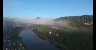 Sakson İsviçre, kayalar Lilienstein, kale Koenigstein