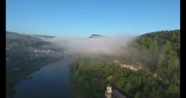 Sakson İsviçre, kayalar Lilienstein, kale Koenigstein