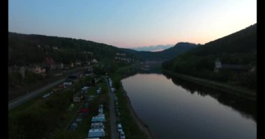 Sakson İsviçre, kayalar Lilienstein, kale Koenigstein