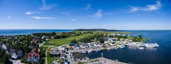 Vitte Hiddensee i Tyskland harbor island — Stockfoto