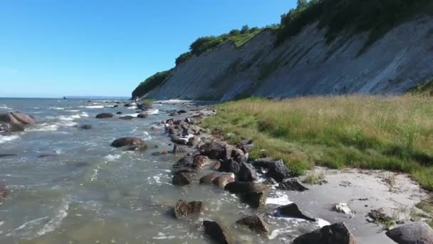 Kustlandschap op Kap Arkona op Rügen eiland Baltische Zee — Stockvideo