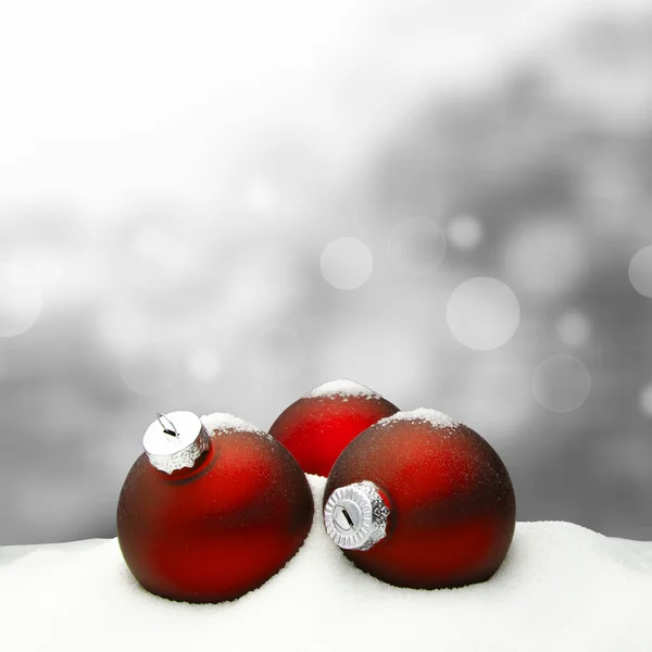 Boże Narodzenie tło - czerwony Christmas Ornament - śnieg Obrazy Stockowe bez tantiem