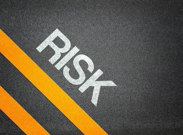 Escribir texto de riesgo Camino Asfalto —  Fotos de Stock