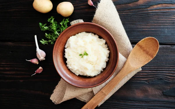 土豆泥自制的传统食物 顶部视图 激素的组成 — 图库照片