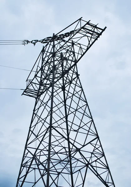 Columna eléctrica de alta tensión — Foto de Stock