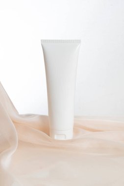 güzellik modası makyaj şişesi losyonu krem ürün cilt sağlık konsepti arka planda