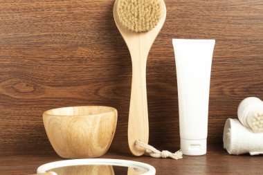 güzellik modası makyaj şişesi losyonu krem ürün cilt sağlık konsepti arka planda