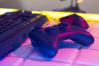 Oyun teçhizatı ve eskrim yarışması, online yayın, turnuva konsepti