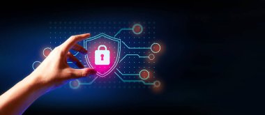 Sanal bir anti-virüs güvenlik kalkan ağı ve teknolojisine dokunan iş adamının eli, ticari yeniliklerin başarısı