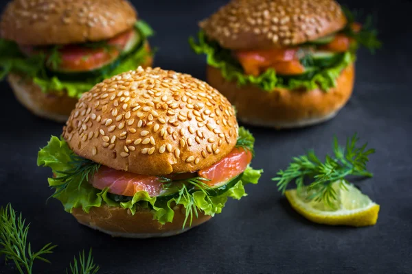 Smoked salmon mini burgers — Stock Photo, Image