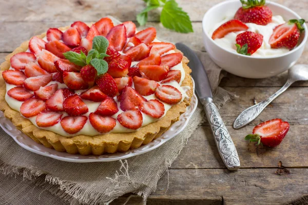 Crostata con fragola — Foto Stock