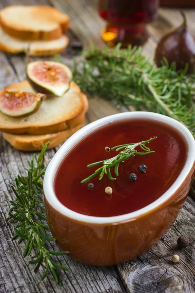 Chicken liver pate with red wine jelly — Stock Photo, Image